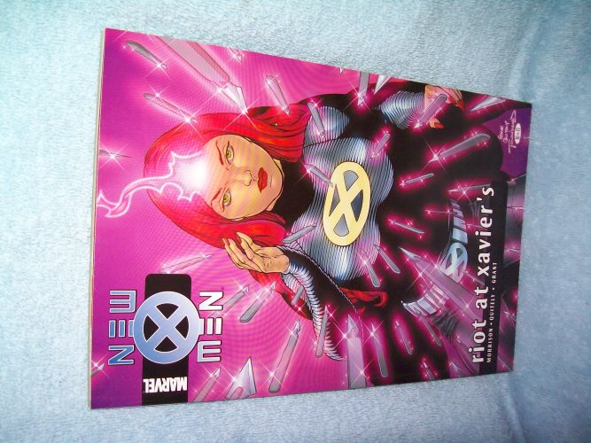 Box A98 032